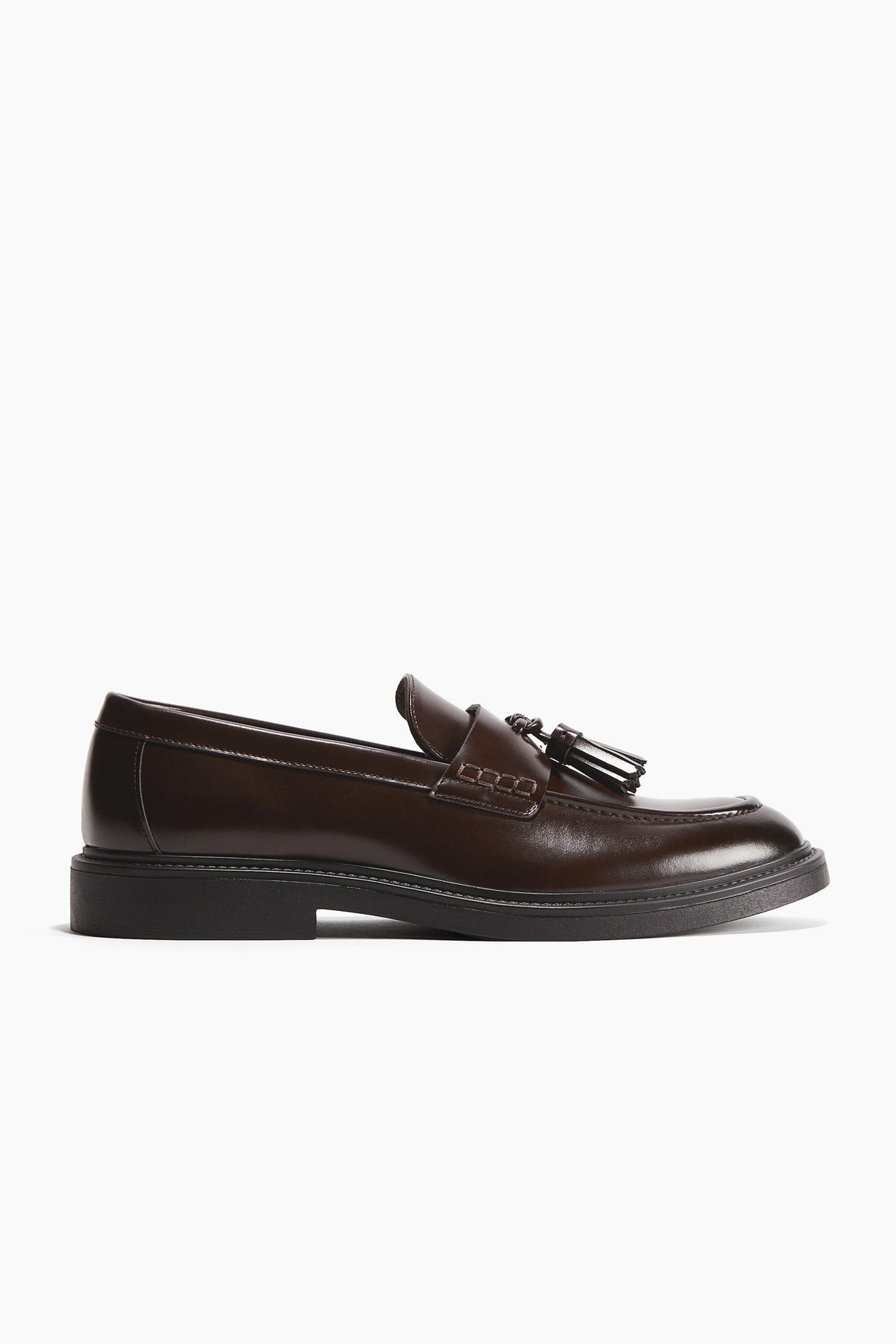 Loafers com borlas