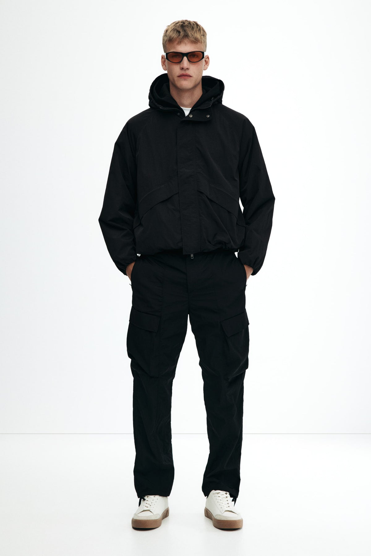 Casaco corta-vento em nylon Loose Fit