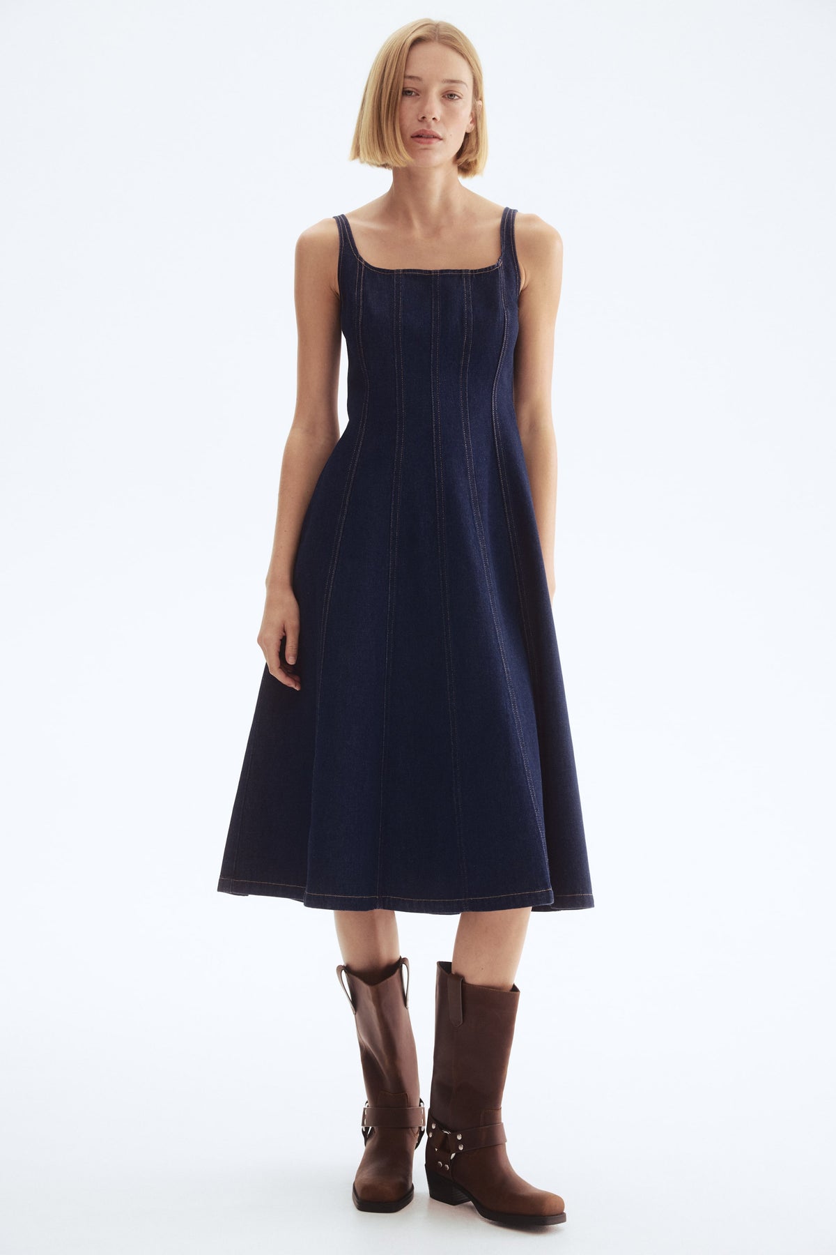 Vestido midi em ganga